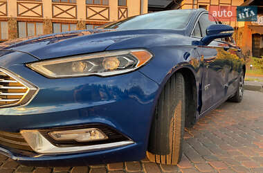 Седан Ford Fusion 2016 в 