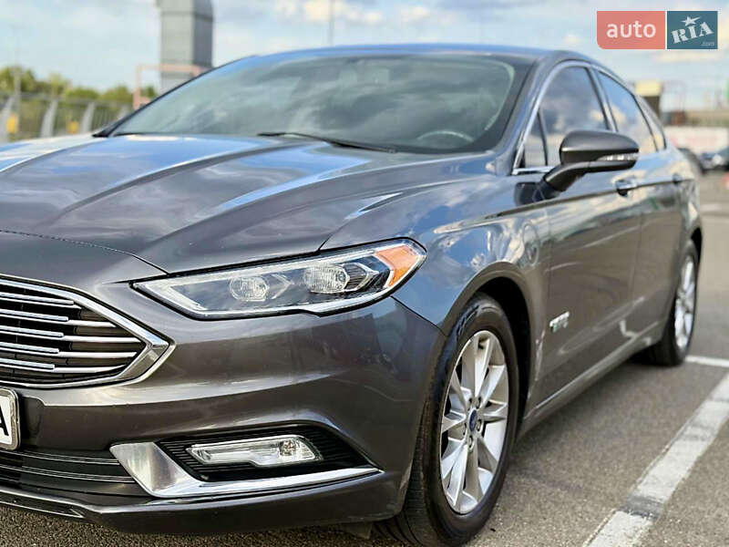 Седан Ford Fusion 2016 в Киеве