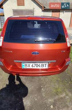 Хэтчбек Ford Fusion 2008 в 