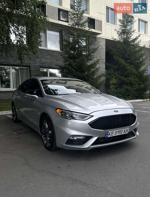 Ford Fusion 2016