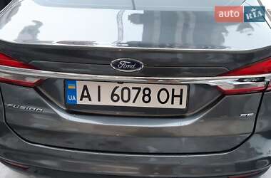 Седан Ford Fusion 2016 в 