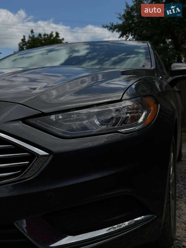 Ford Fusion 2016