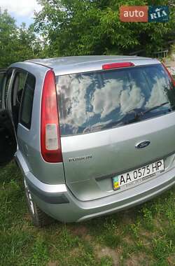 Хэтчбек Ford Fusion 2008 в 