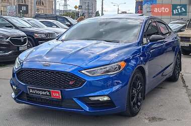 Седан Ford Fusion 2017 в 