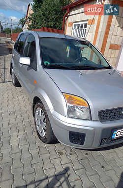 Хэтчбек Ford Fusion 2009 в 