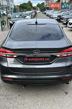 Седан Ford Fusion 2018 в 