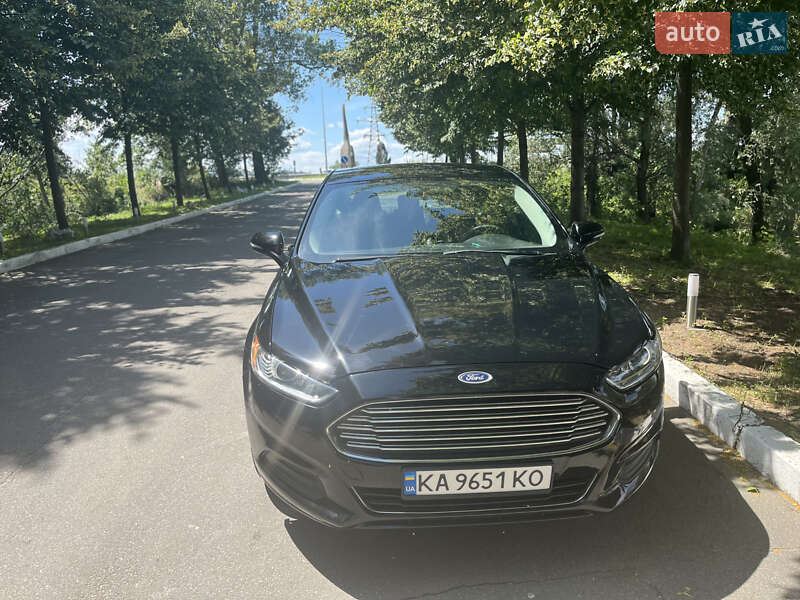 Седан Ford Fusion 2015 в Киеве