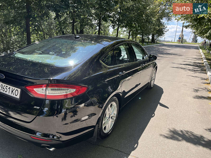 Седан Ford Fusion 2015 в Киеве