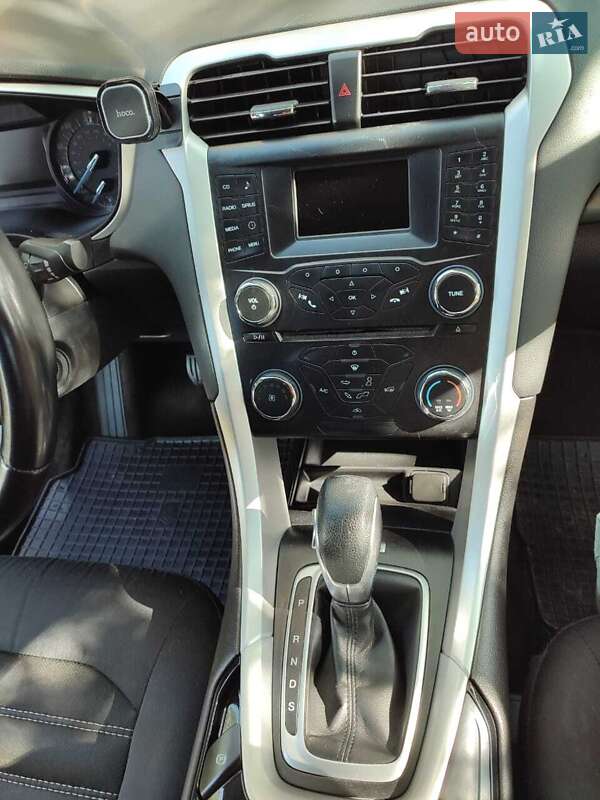Седан Ford Fusion 2014 в Кривом Роге