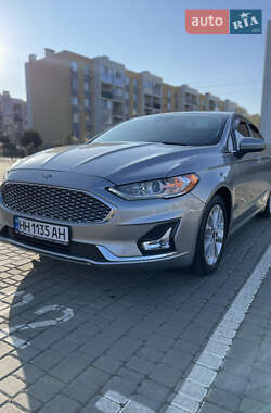 Седан Ford Fusion 2020 в Одессе