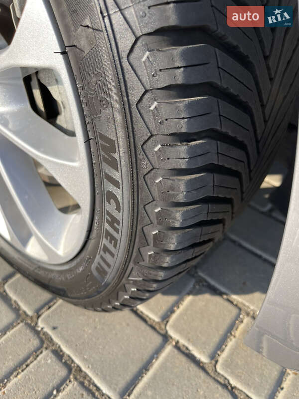 Седан Ford Fusion 2020 в Одессе