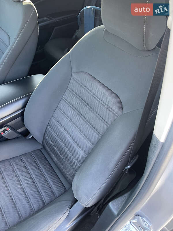 Седан Ford Fusion 2020 в Одессе