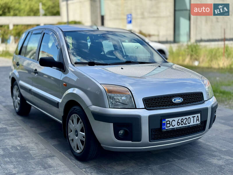 Хэтчбек Ford Fusion 2007 в Львове