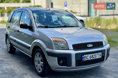 Хэтчбек Ford Fusion 2007 в 