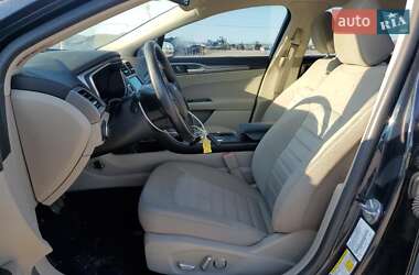 Седан Ford Fusion 2020 в 