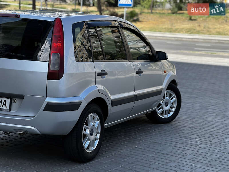Хэтчбек Ford Fusion 2007 в Днепре