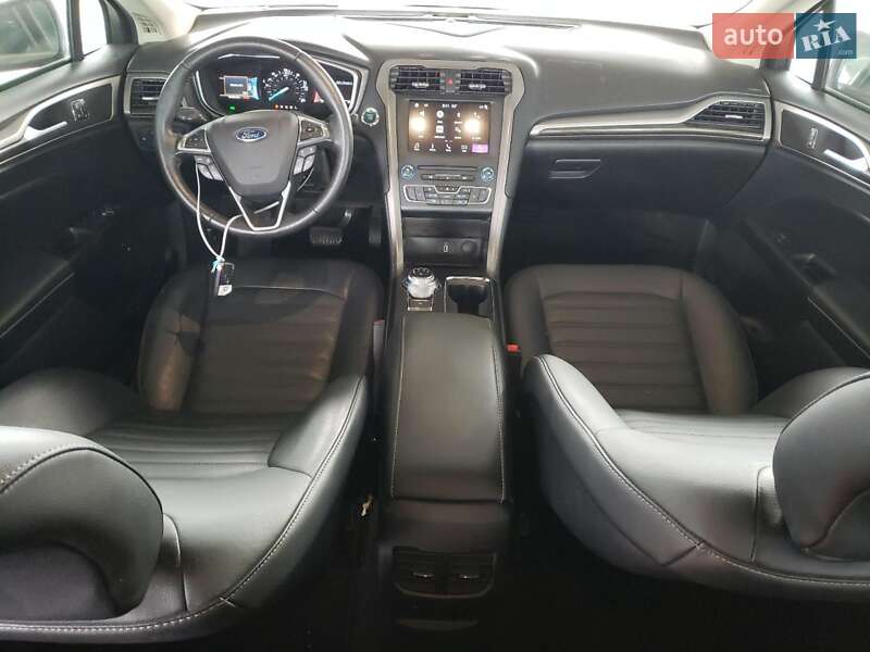 Седан Ford Fusion 2017 в Ивано-Франковске