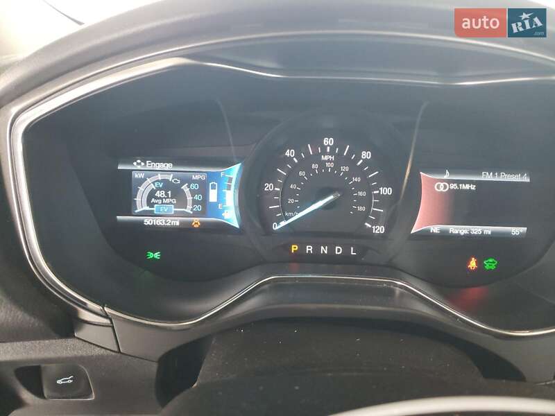 Седан Ford Fusion 2017 в Ивано-Франковске