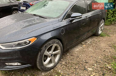 Седан Ford Fusion 2017 в 