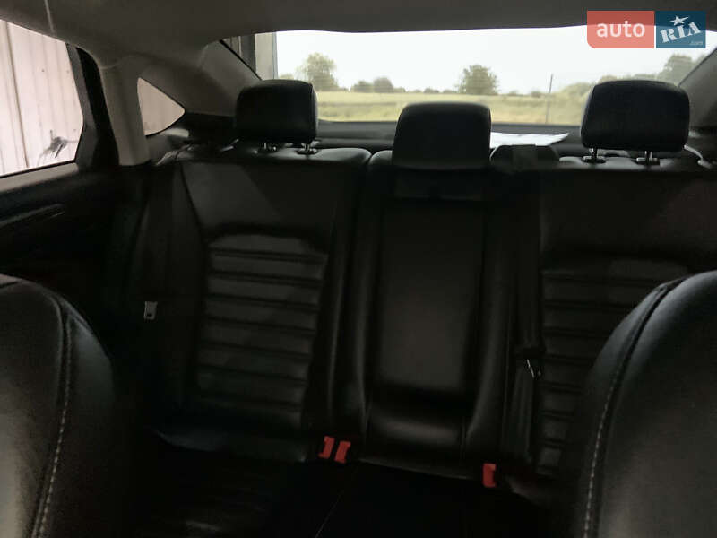 Седан Ford Fusion 2018 в Жашкове