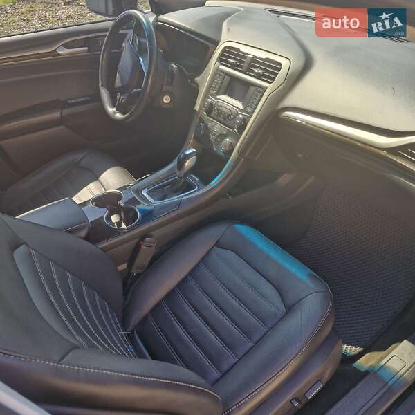 Седан Ford Fusion 2014 в Бахмаче
