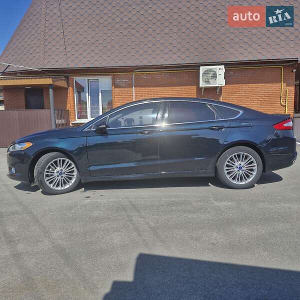 Седан Ford Fusion 2014 в Бахмаче