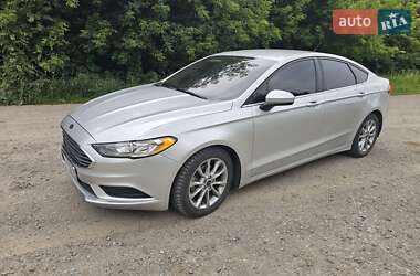 Седан Ford Fusion 2016 в 