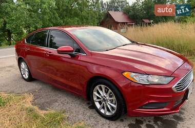 Седан Ford Fusion 2017 в 