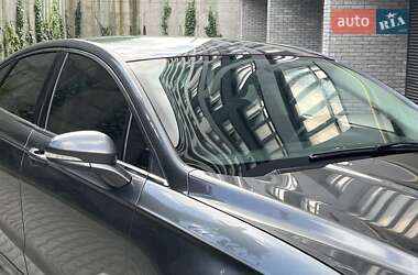 Седан Ford Fusion 2014 в 