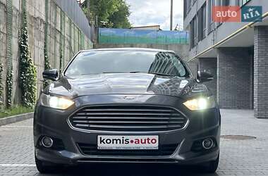 Седан Ford Fusion 2014 в 