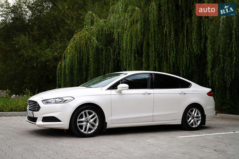 Седан Ford Fusion 2014 в Тернополе