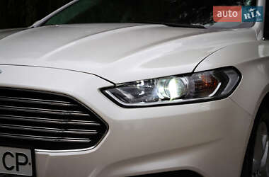 Седан Ford Fusion 2014 в 