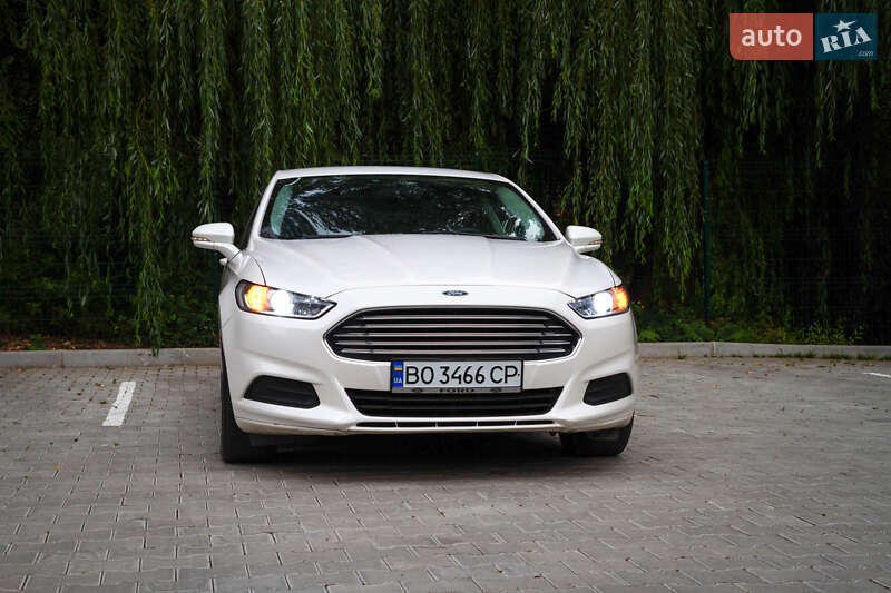 Седан Ford Fusion 2014 в Тернополе