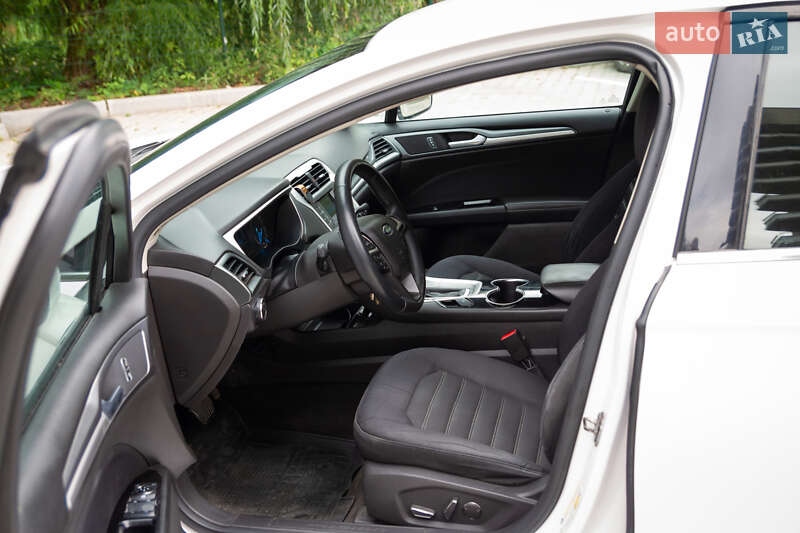 Седан Ford Fusion 2014 в Тернополе