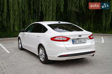 Седан Ford Fusion 2014 в 