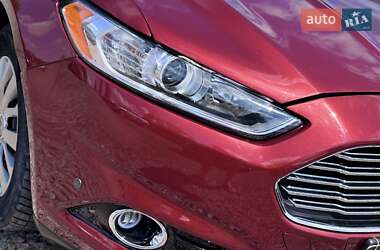 Седан Ford Fusion 2014 в 