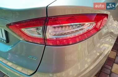 Седан Ford Fusion 2014 в 