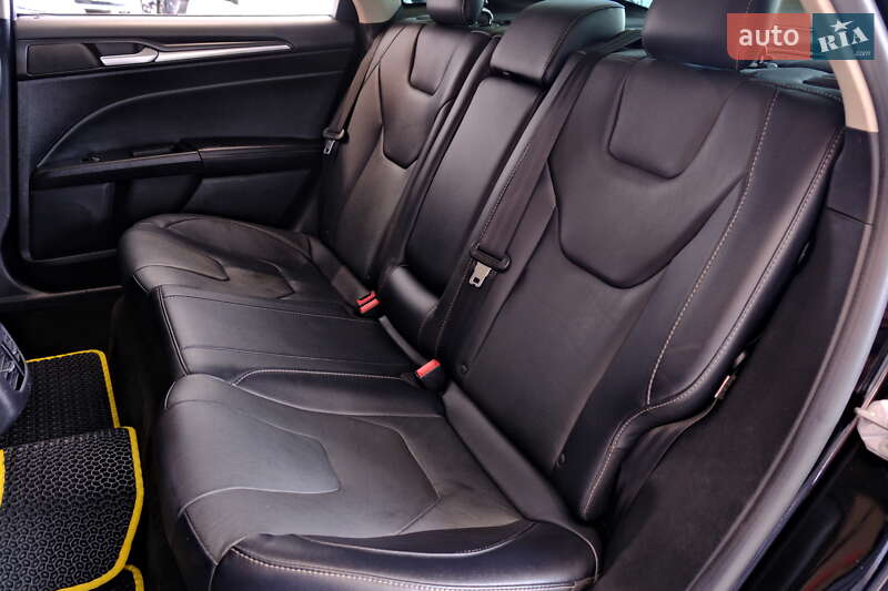 Седан Ford Fusion 2019 в Одессе