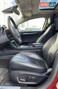 Седан Ford Fusion 2017 в 