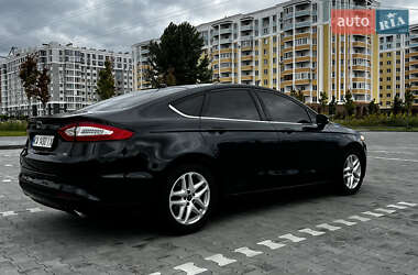 Седан Ford Fusion 2014 в 