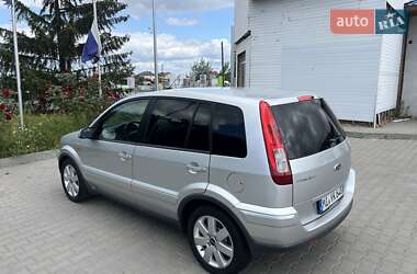 Хэтчбек Ford Fusion 2010 в 