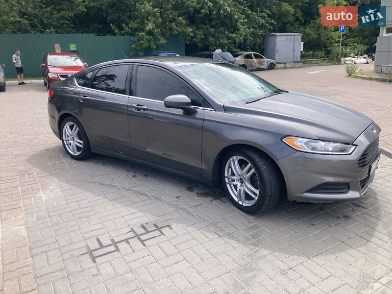 Седан Ford Fusion 2016 в Києві