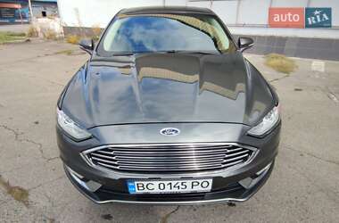 Седан Ford Fusion 2016 в 