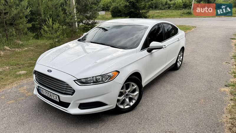 Седан Ford Fusion 2015 в Тернополе