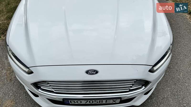 Седан Ford Fusion 2015 в Тернополе