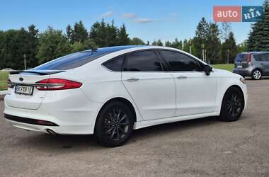 Седан Ford Fusion 2017 в 