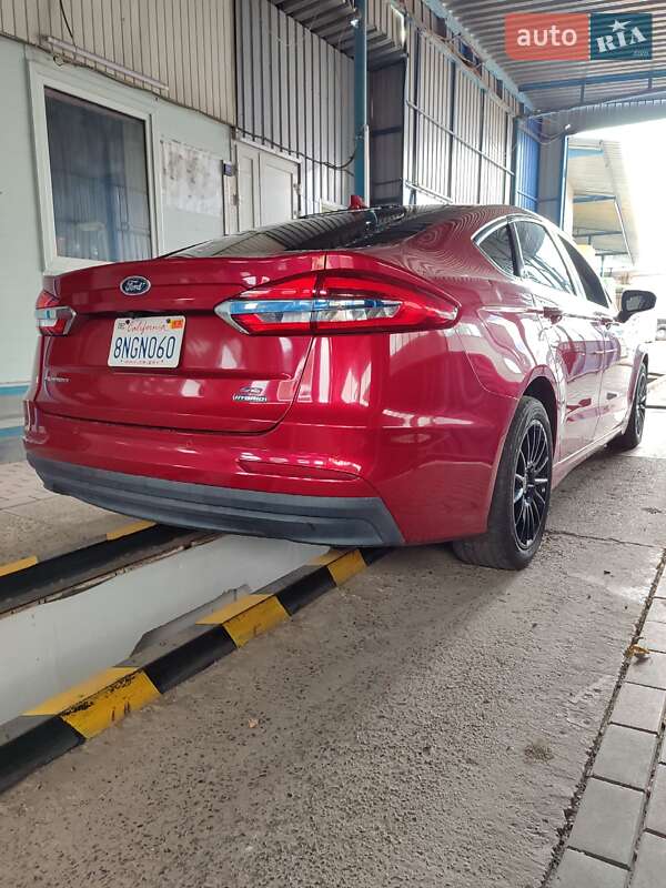 Седан Ford Fusion 2019 в Новомосковске фото 15 Седан Ford Fusion 2019 в Новомосковске