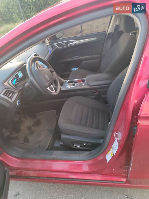 Седан Ford Fusion 2019 в Новомосковске фото 21 Седан Ford Fusion 2019 в Новомосковске