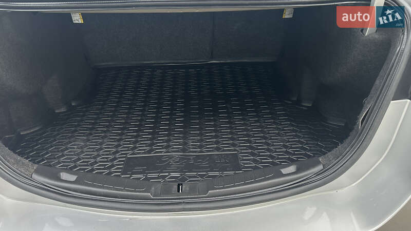 Седан Ford Fusion 2012 в Одессе