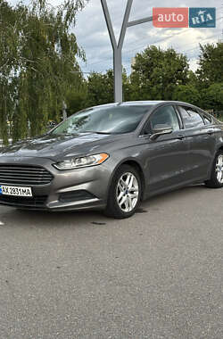Седан Ford Fusion 2012 в 